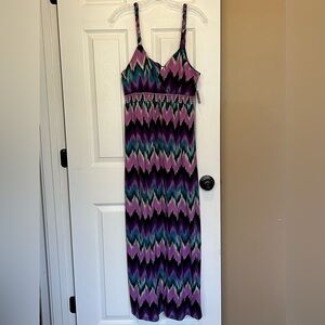 No Boundaries Women's Maxi Dress. Size XL, Purple, Blue With Padded Bust
